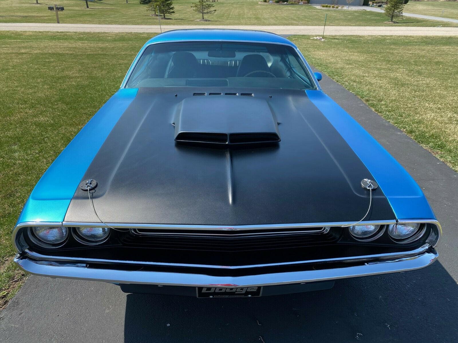 1970 dodge challenger bright blue metallic 340 t/a six-pack engine