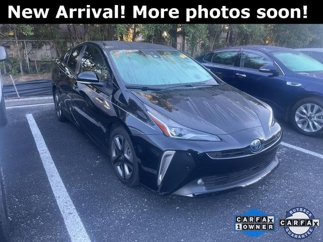 2022 toyota prius l