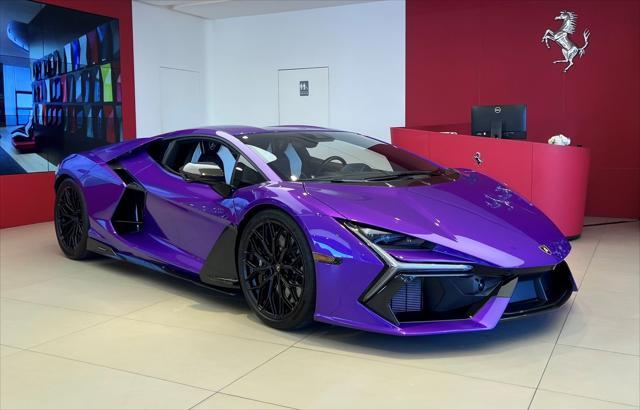 2024 lamborghini revuelto base