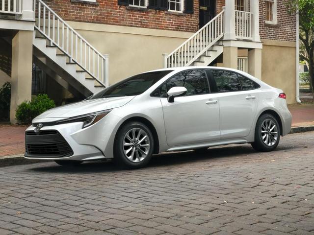 2024 toyota corolla le
