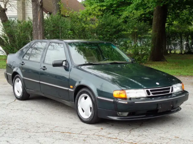 no reserve leather heated/memory seats heated mirrors runs drives great clean