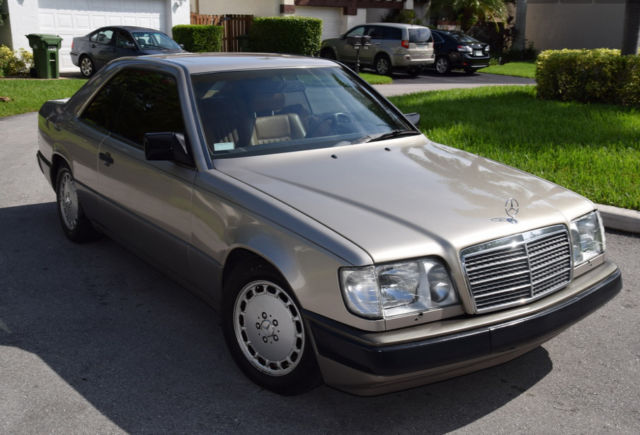 1988 mercedes-benz 300ce base coupe 2-door 3.0l mint condition
