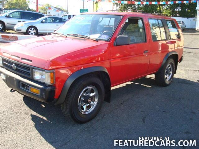 red 1992 nissan pathfinder