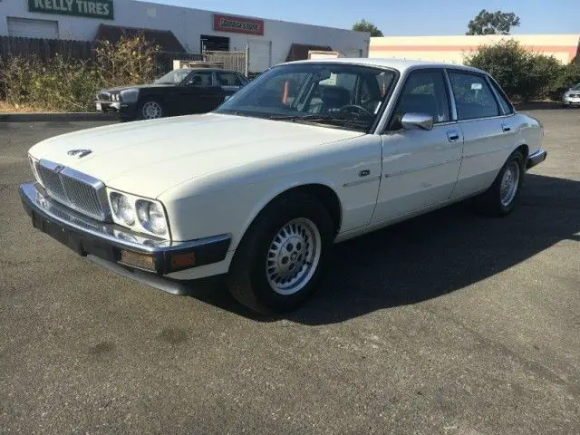1992 jaguar xj6 63,000 mile one owner california car no reserve start @ $ 2999 !