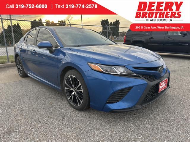 2019 toyota camry se