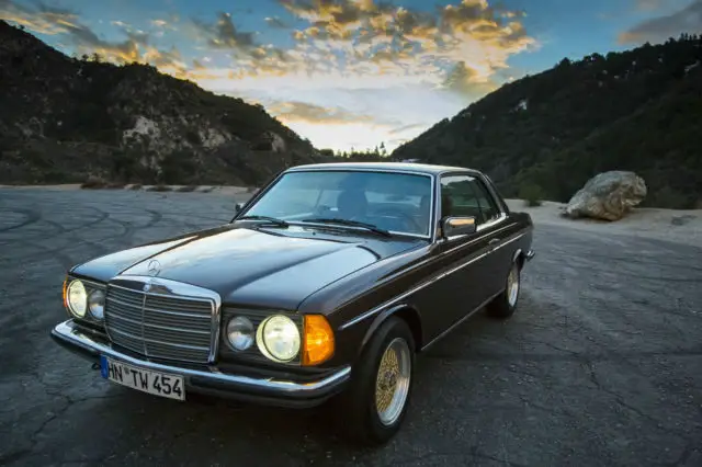 1984 mercedes-benz 230ce gasoline coupe ***super low miles***