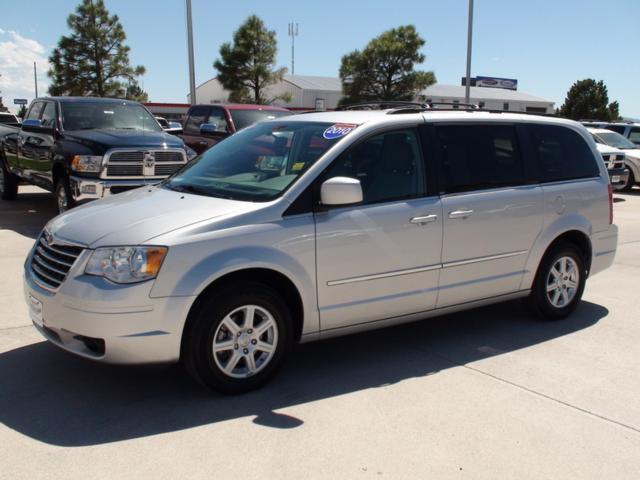 2010 chrysler town & country touring for sale in wheatland, wyoming