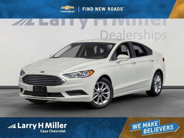 2018 ford fusion se