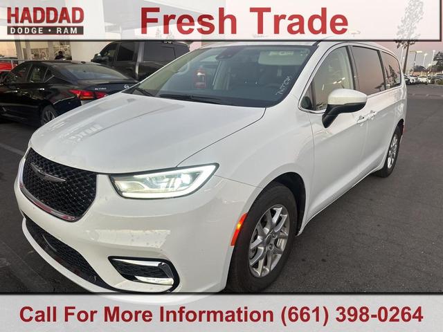 2023 chrysler pacifica touring-l