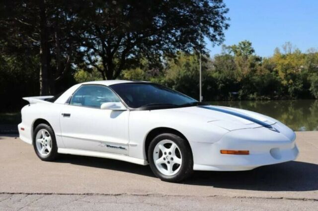 pristine, low miles, 25th anniversary edition pontiac trans am. clean title
